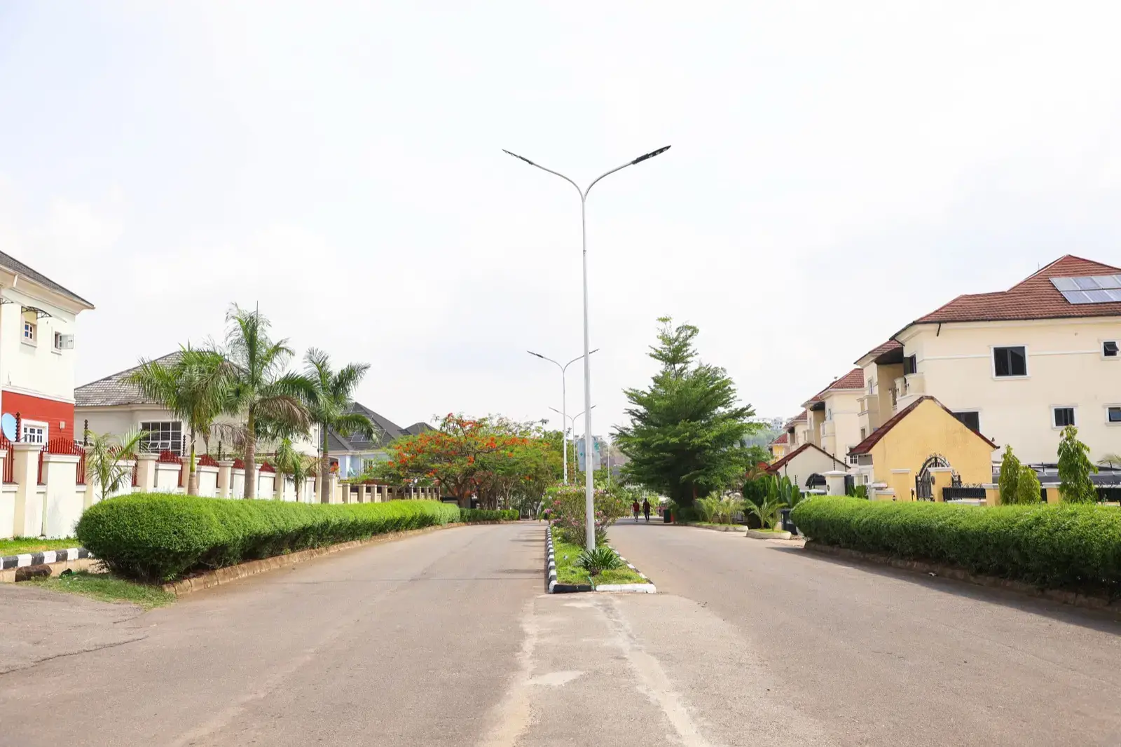 Well-maintained estate access road kept in good repair by SAEG FM